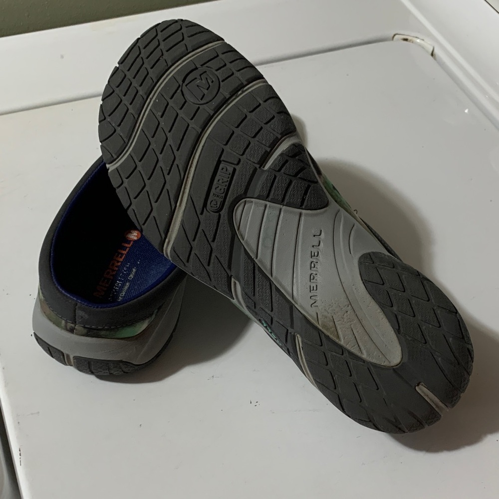 Merrell Multicolor Slip-On Clogs - Picture 6 of 10